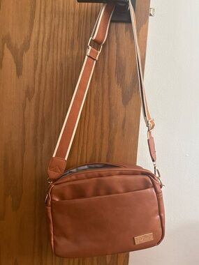 Women's Cognac Brown Crossbody Bag with Adjustable Strap